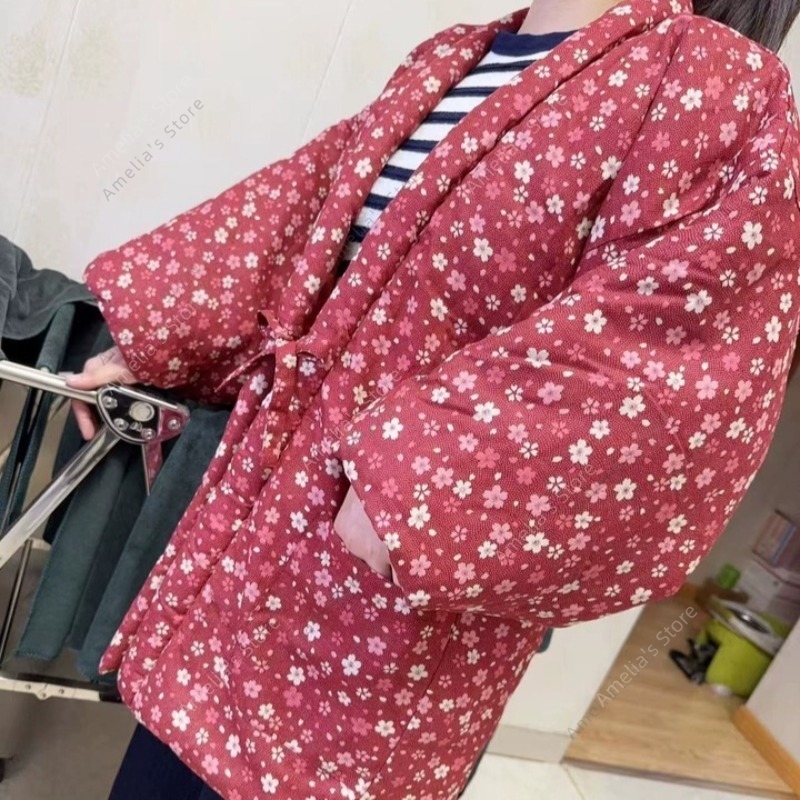 Traditional Winter Japanese Clothing - Giacca Hanten Abbigliamento tradizionale giapponese Kimono